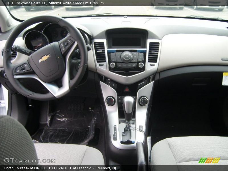 Summit White / Medium Titanium 2011 Chevrolet Cruze LT