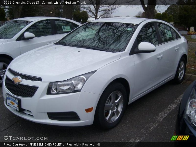 Summit White / Medium Titanium 2011 Chevrolet Cruze LT