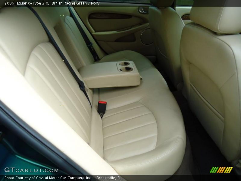 British Racing Green / Ivory 2006 Jaguar X-Type 3.0