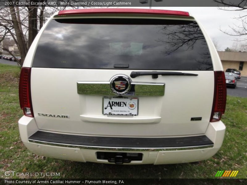 White Diamond / Cocoa/Light Cashmere 2007 Cadillac Escalade AWD