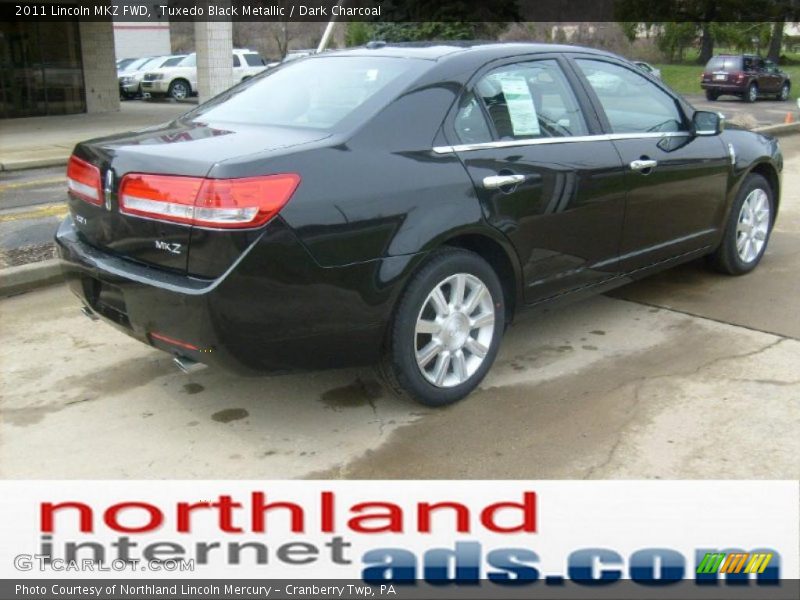 Tuxedo Black Metallic / Dark Charcoal 2011 Lincoln MKZ FWD