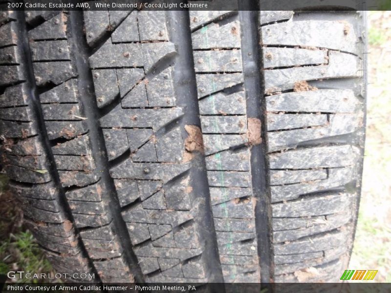 White Diamond / Cocoa/Light Cashmere 2007 Cadillac Escalade AWD