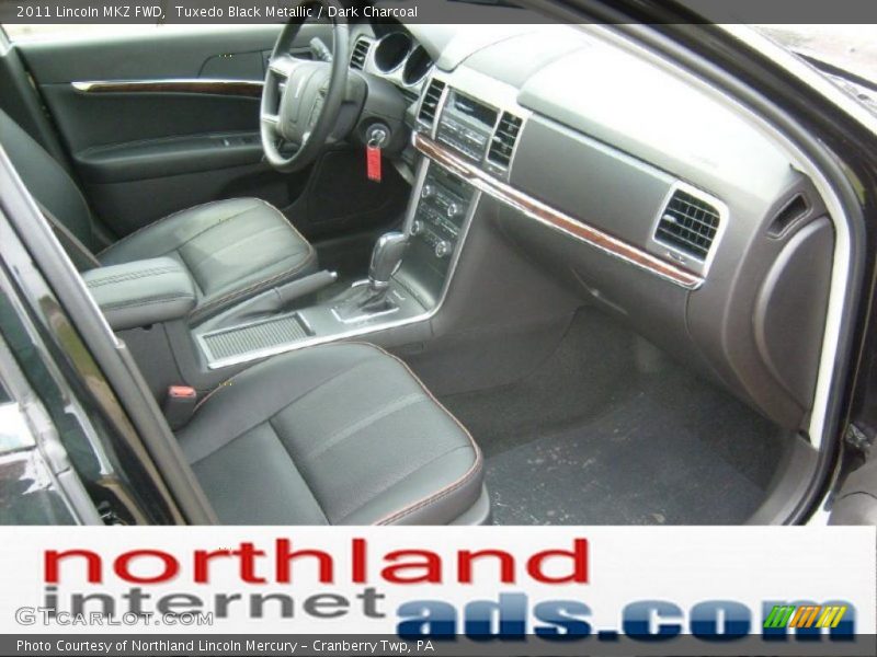 Tuxedo Black Metallic / Dark Charcoal 2011 Lincoln MKZ FWD