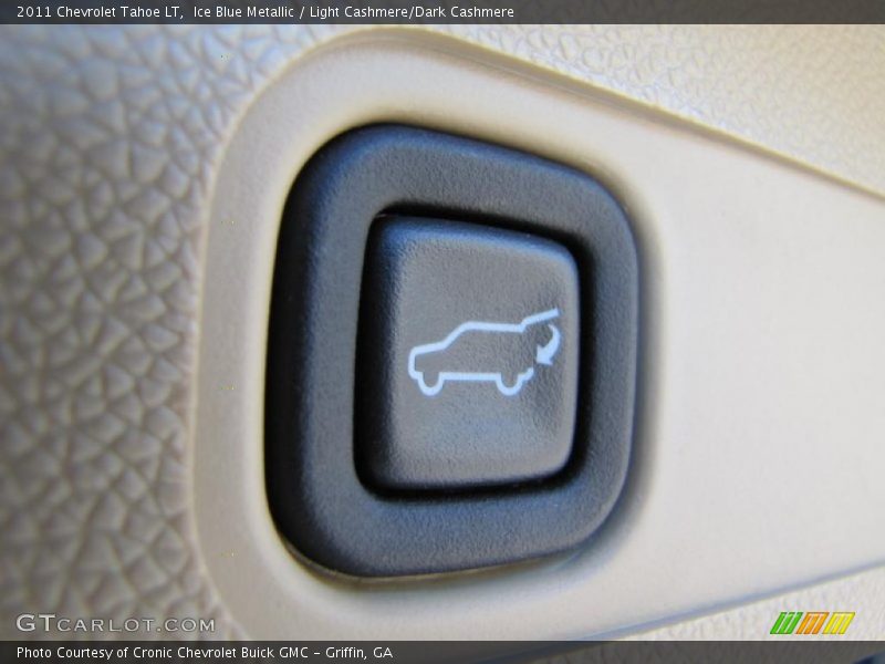 Ice Blue Metallic / Light Cashmere/Dark Cashmere 2011 Chevrolet Tahoe LT