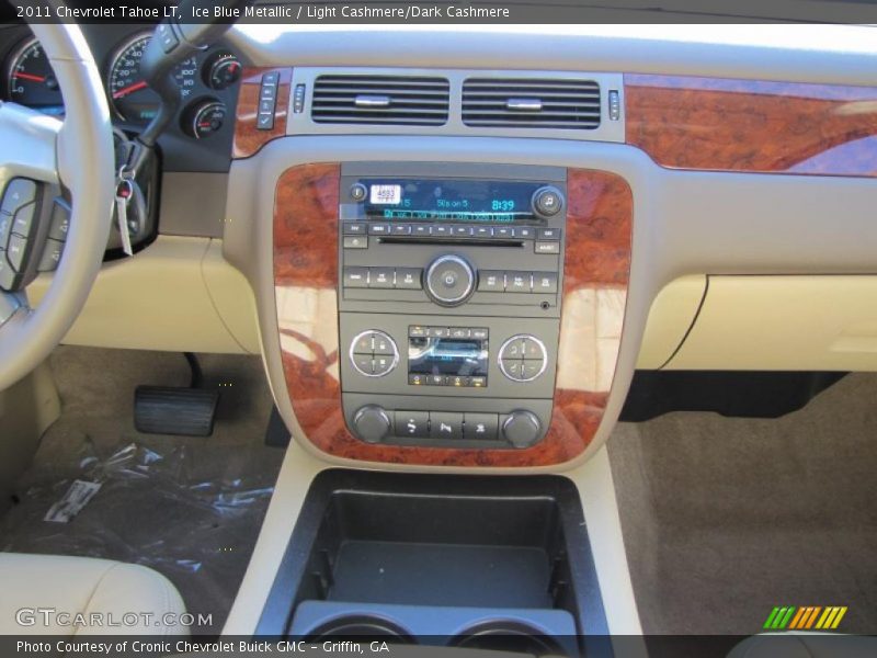Controls of 2011 Tahoe LT