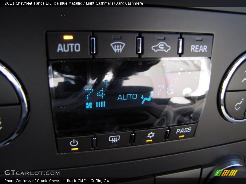 Controls of 2011 Tahoe LT