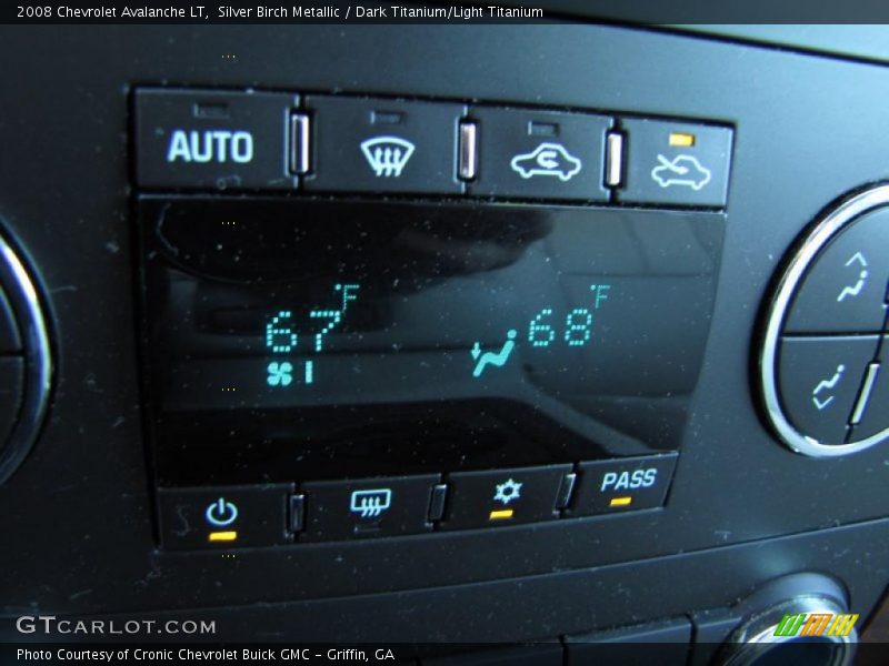 Silver Birch Metallic / Dark Titanium/Light Titanium 2008 Chevrolet Avalanche LT