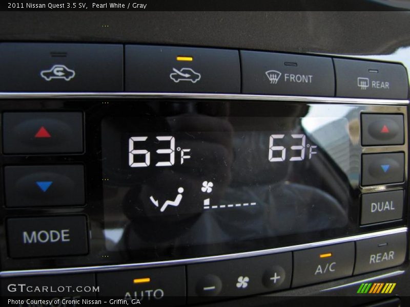 Pearl White / Gray 2011 Nissan Quest 3.5 SV