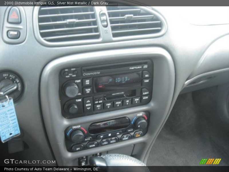 Silver Mist Metallic / Dark Gray 2000 Oldsmobile Intrigue GLS