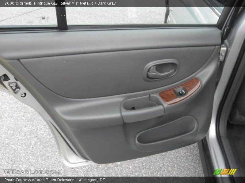 Door Panel of 2000 Intrigue GLS