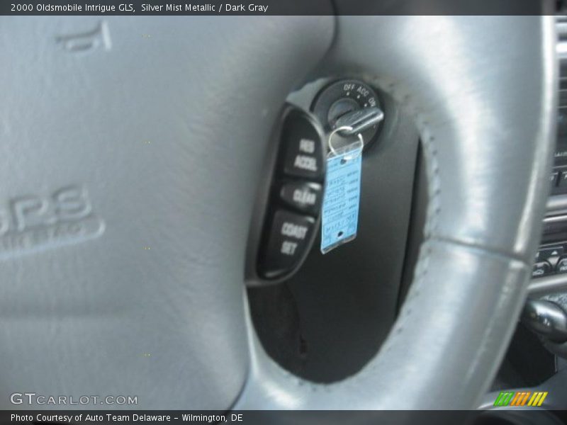 Silver Mist Metallic / Dark Gray 2000 Oldsmobile Intrigue GLS