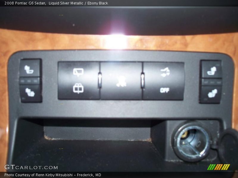 Liquid Silver Metallic / Ebony Black 2008 Pontiac G6 Sedan