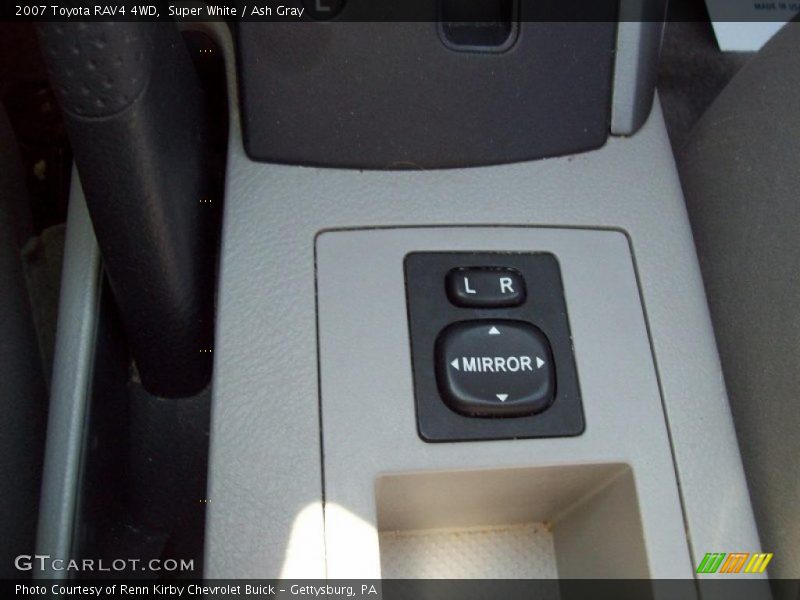 Super White / Ash Gray 2007 Toyota RAV4 4WD