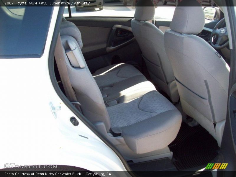 Super White / Ash Gray 2007 Toyota RAV4 4WD