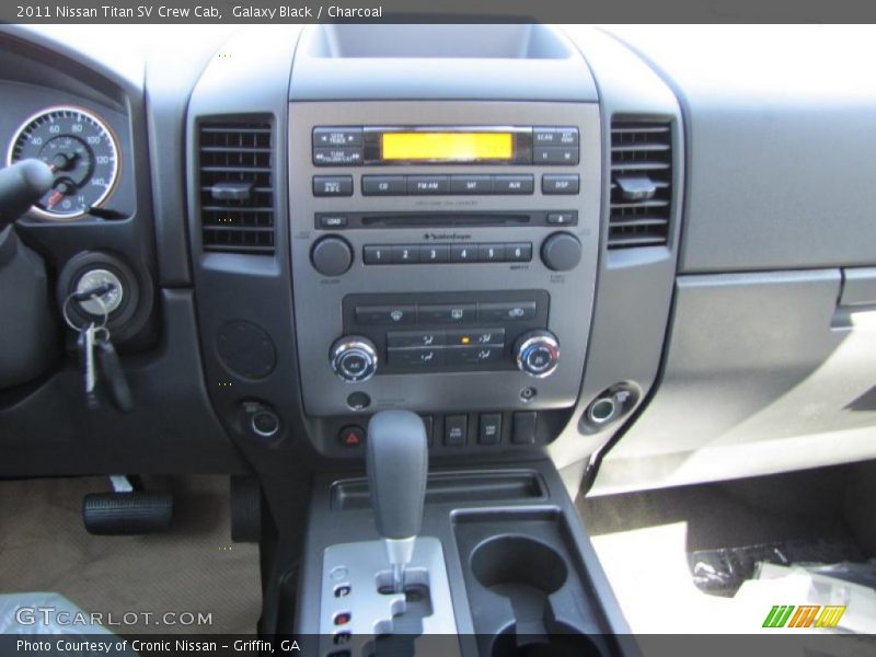 Galaxy Black / Charcoal 2011 Nissan Titan SV Crew Cab