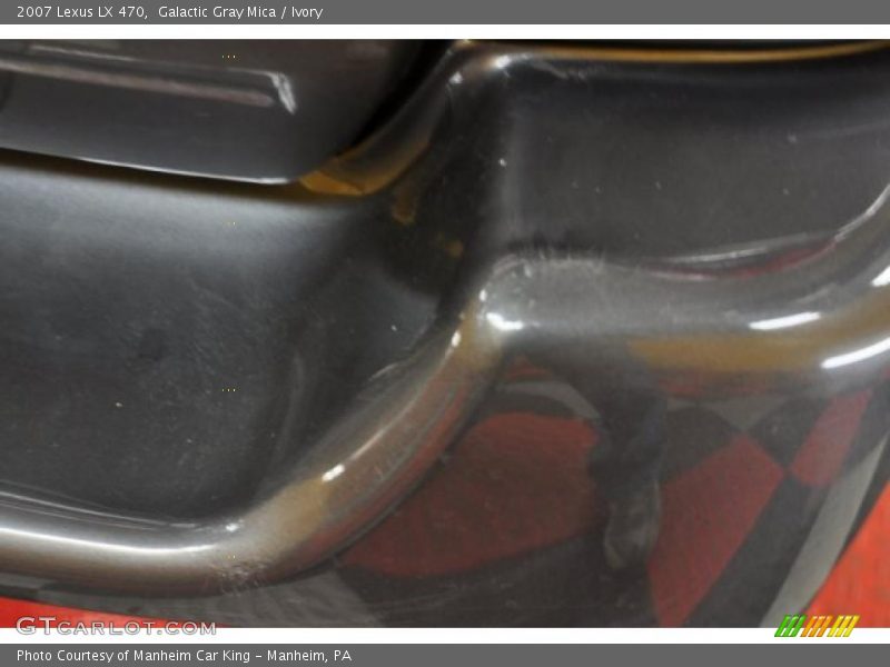 Galactic Gray Mica / Ivory 2007 Lexus LX 470