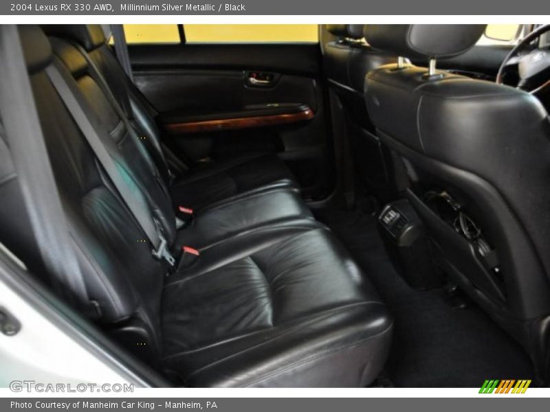 Millinnium Silver Metallic / Black 2004 Lexus RX 330 AWD