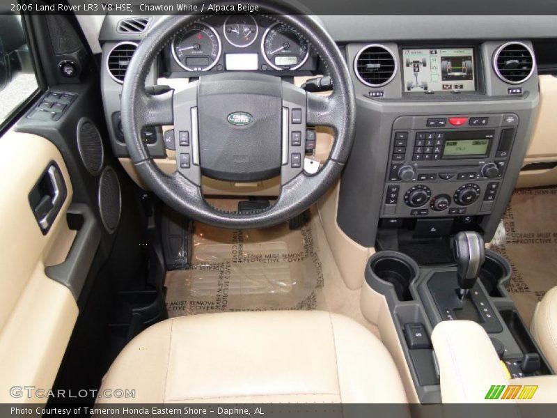 Chawton White / Alpaca Beige 2006 Land Rover LR3 V8 HSE