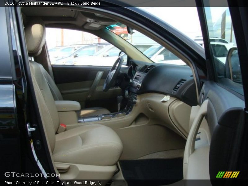 Black / Sand Beige 2010 Toyota Highlander SE 4WD