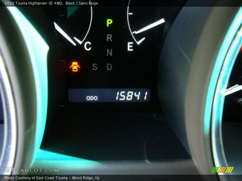 Black / Sand Beige 2010 Toyota Highlander SE 4WD