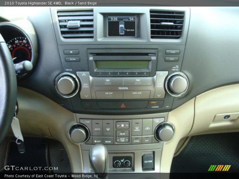 Controls of 2010 Highlander SE 4WD