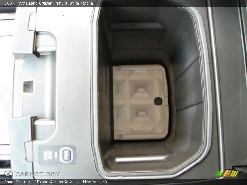 Natural White / Stone 2007 Toyota Land Cruiser