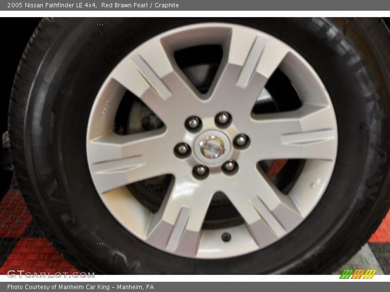 Red Brawn Pearl / Graphite 2005 Nissan Pathfinder LE 4x4