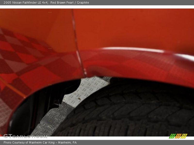 Red Brawn Pearl / Graphite 2005 Nissan Pathfinder LE 4x4