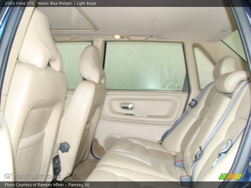 Nautic Blue Metallic / Light Beige 2000 Volvo S70