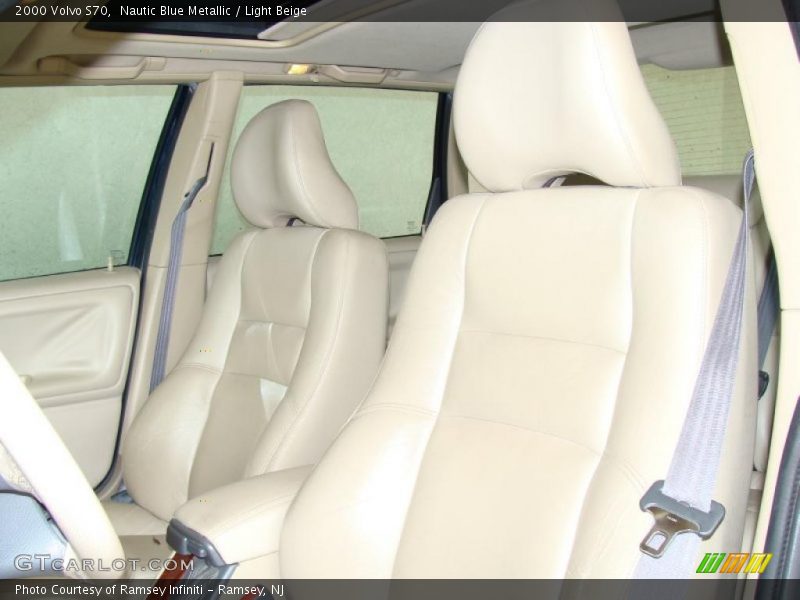 Nautic Blue Metallic / Light Beige 2000 Volvo S70