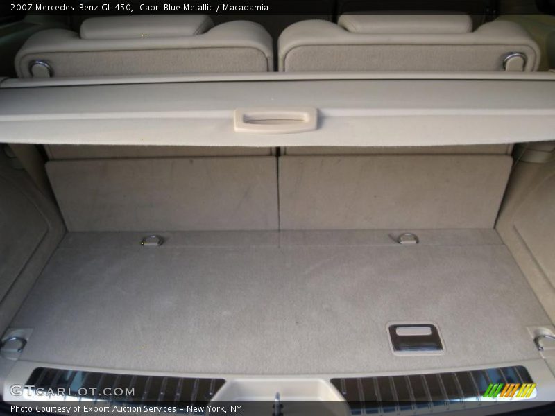  2007 GL 450 Trunk