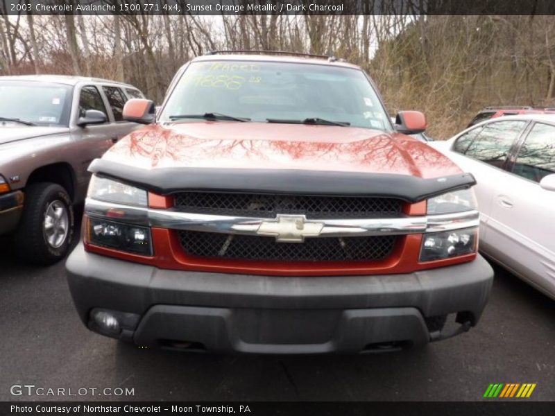 Sunset Orange Metallic / Dark Charcoal 2003 Chevrolet Avalanche 1500 Z71 4x4