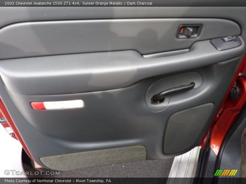 Sunset Orange Metallic / Dark Charcoal 2003 Chevrolet Avalanche 1500 Z71 4x4