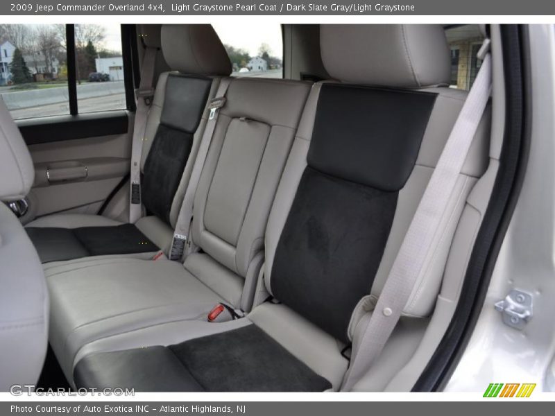  2009 Commander Overland 4x4 Dark Slate Gray/Light Graystone Interior