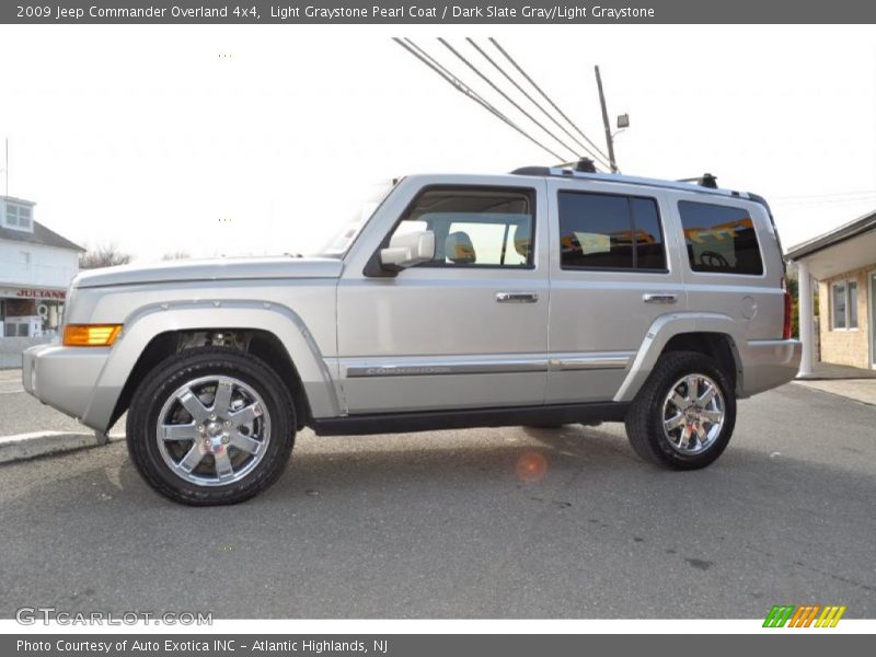 Light Graystone Pearl Coat / Dark Slate Gray/Light Graystone 2009 Jeep Commander Overland 4x4