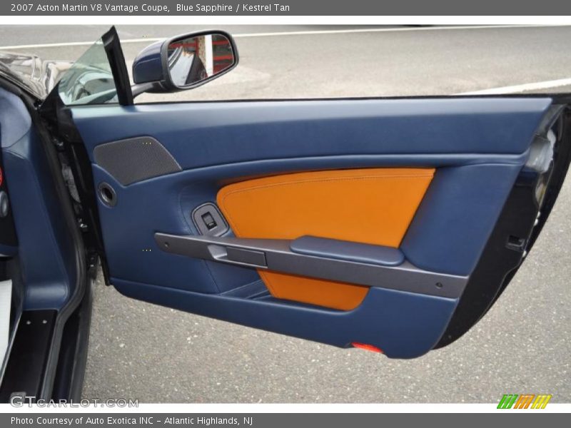 Door Panel of 2007 V8 Vantage Coupe