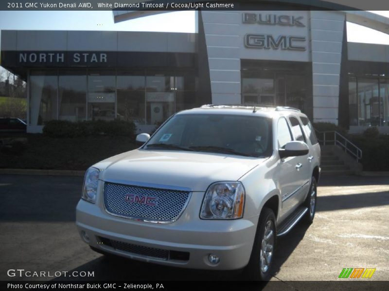 White Diamond Tintcoat / Cocoa/Light Cashmere 2011 GMC Yukon Denali AWD