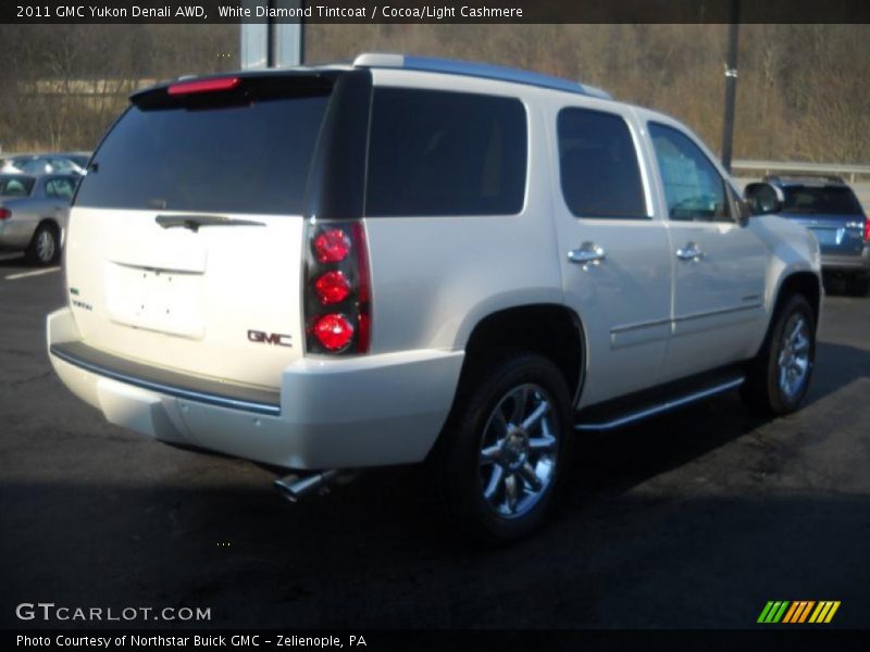 White Diamond Tintcoat / Cocoa/Light Cashmere 2011 GMC Yukon Denali AWD