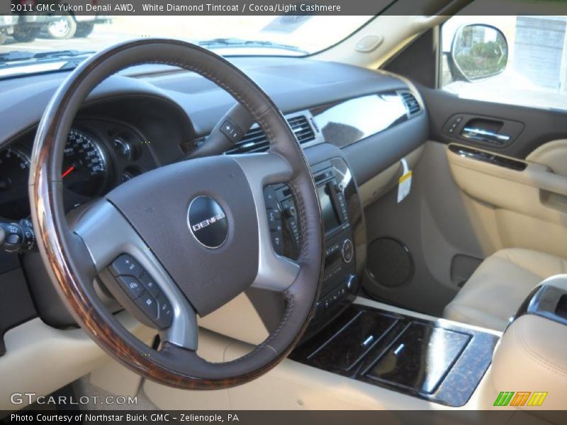 White Diamond Tintcoat / Cocoa/Light Cashmere 2011 GMC Yukon Denali AWD