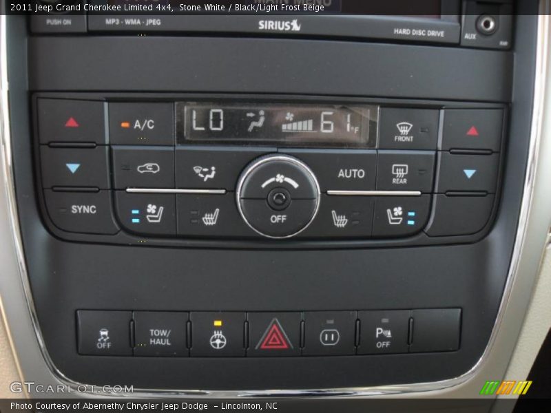 Controls of 2011 Grand Cherokee Limited 4x4