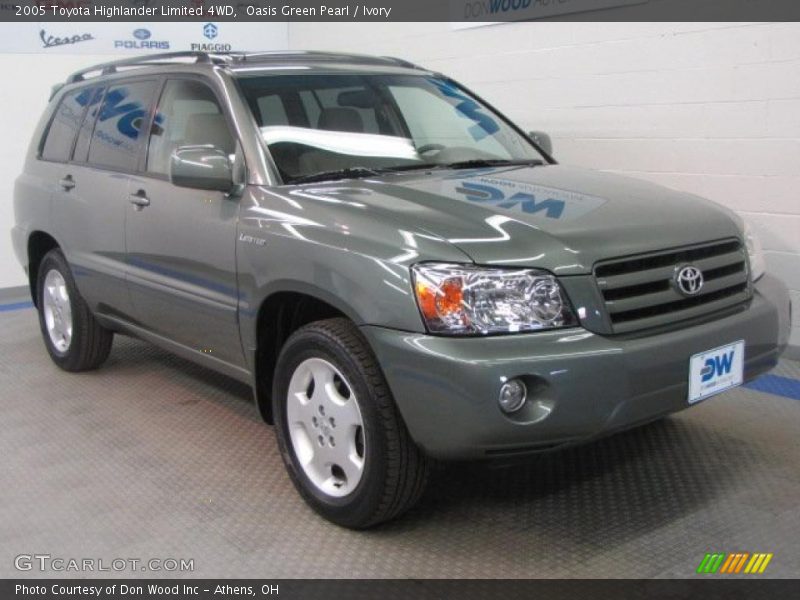 Oasis Green Pearl / Ivory 2005 Toyota Highlander Limited 4WD