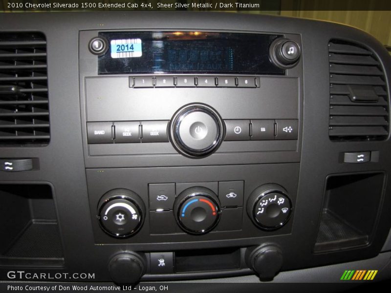 Controls of 2010 Silverado 1500 Extended Cab 4x4