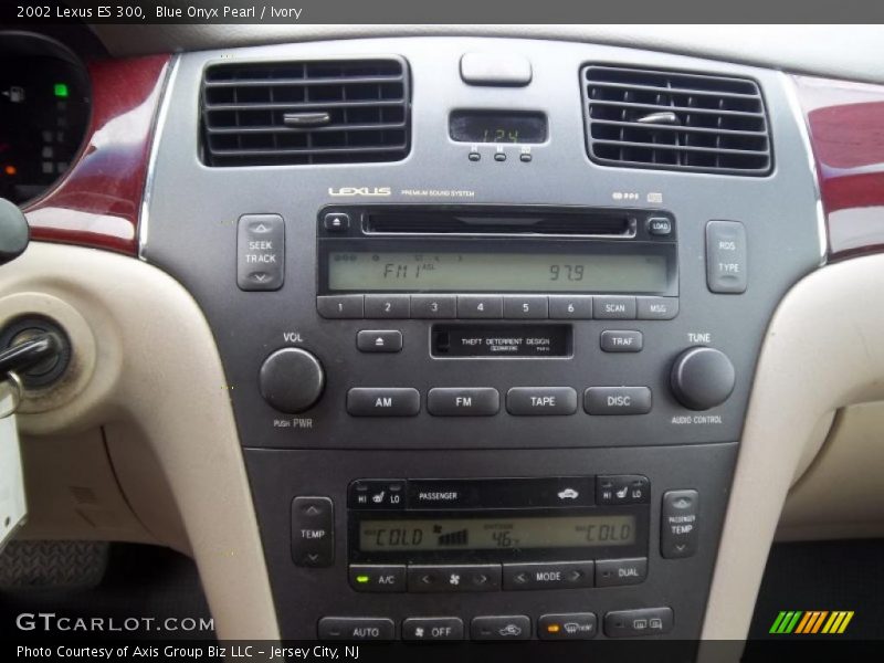 Blue Onyx Pearl / Ivory 2002 Lexus ES 300