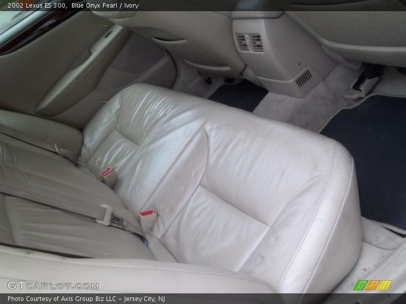Blue Onyx Pearl / Ivory 2002 Lexus ES 300