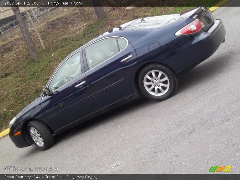 Blue Onyx Pearl / Ivory 2002 Lexus ES 300