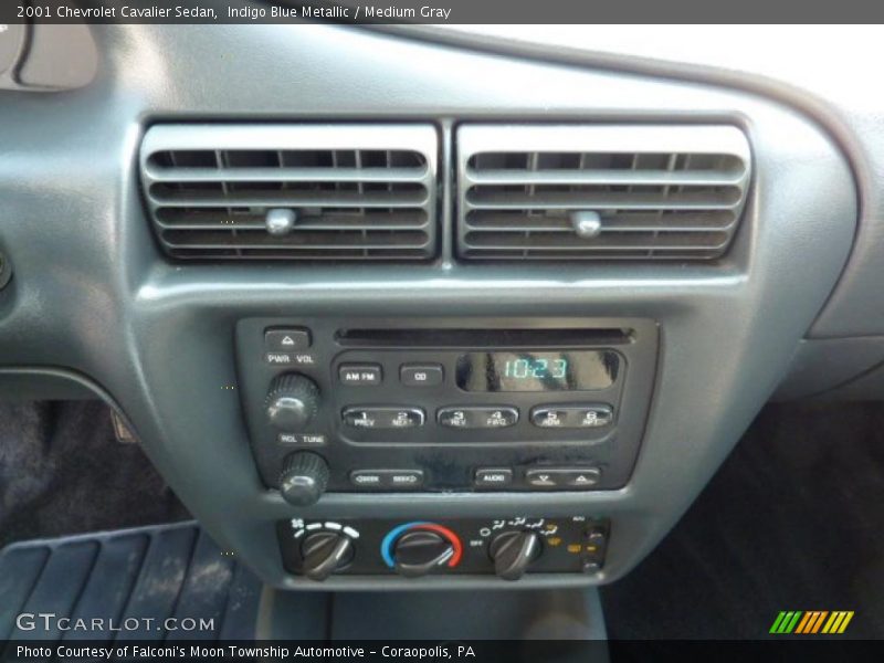 Controls of 2001 Cavalier Sedan