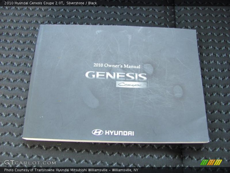 Silverstone / Black 2010 Hyundai Genesis Coupe 2.0T