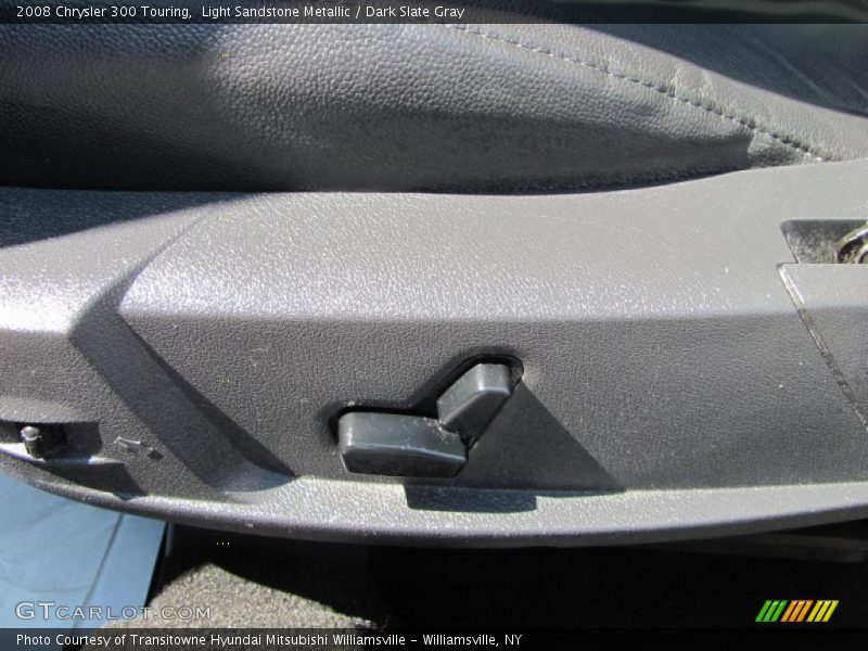Light Sandstone Metallic / Dark Slate Gray 2008 Chrysler 300 Touring