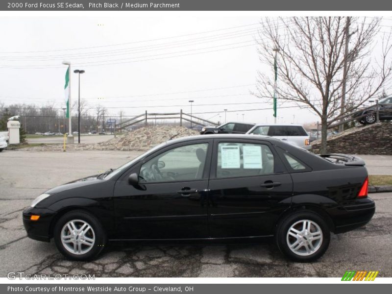 2000 Focus SE Sedan Pitch Black