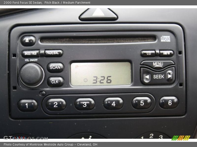 Controls of 2000 Focus SE Sedan